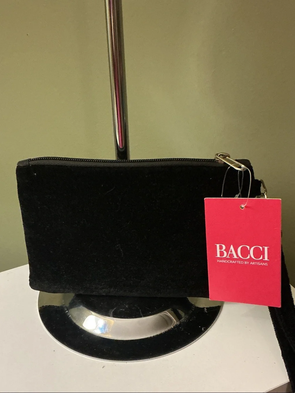Bacci black wristlet